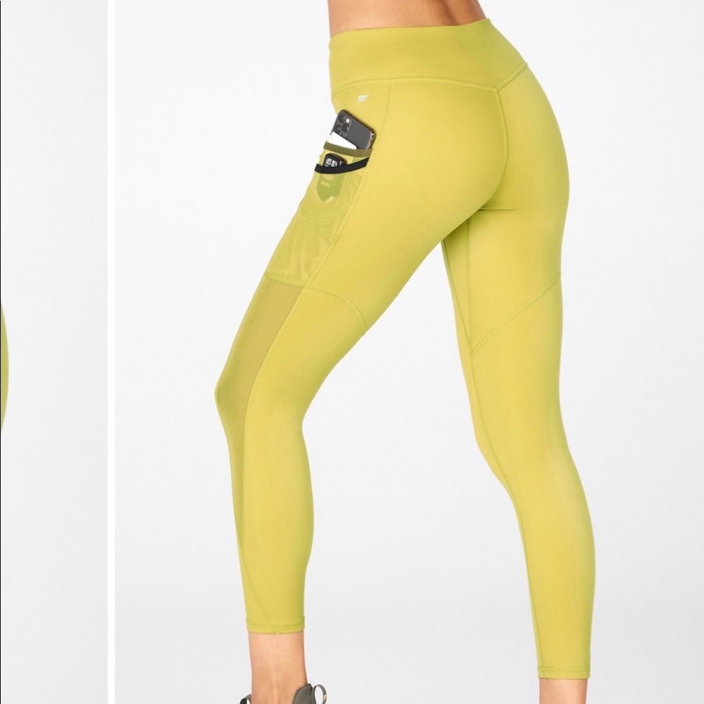 Fabletics Trinity Mid-rise Pocket 7/8 Leggings